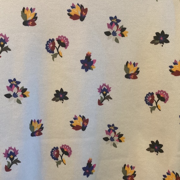 Vera Bradley Crew Neck Sweatshirt in Airy Rosa Floral Print - Picture 2 of 9